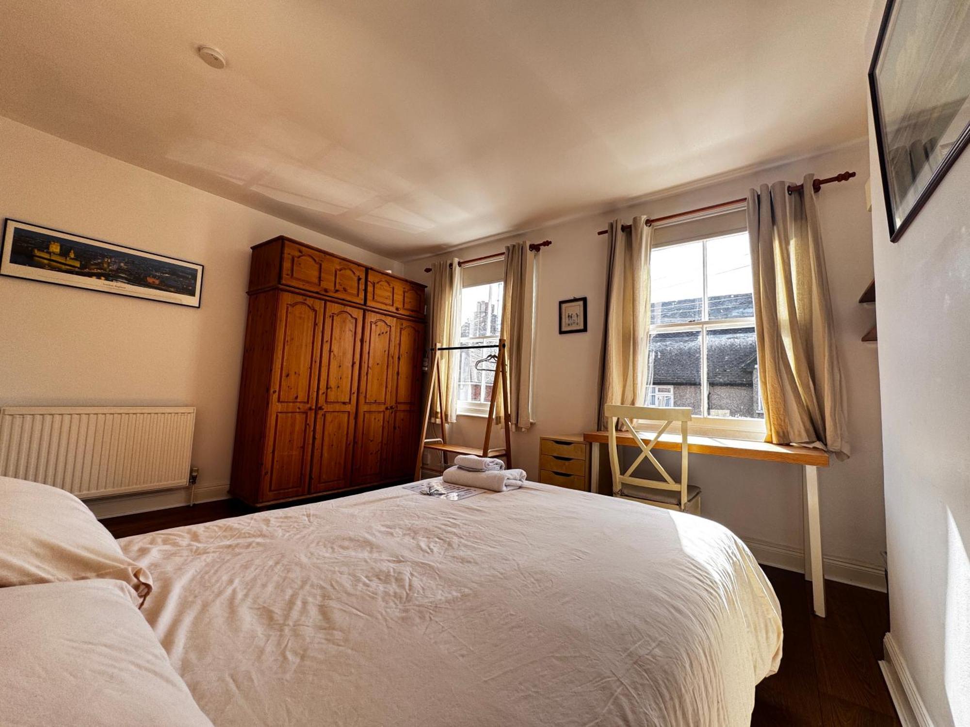 Cozy Place 4*